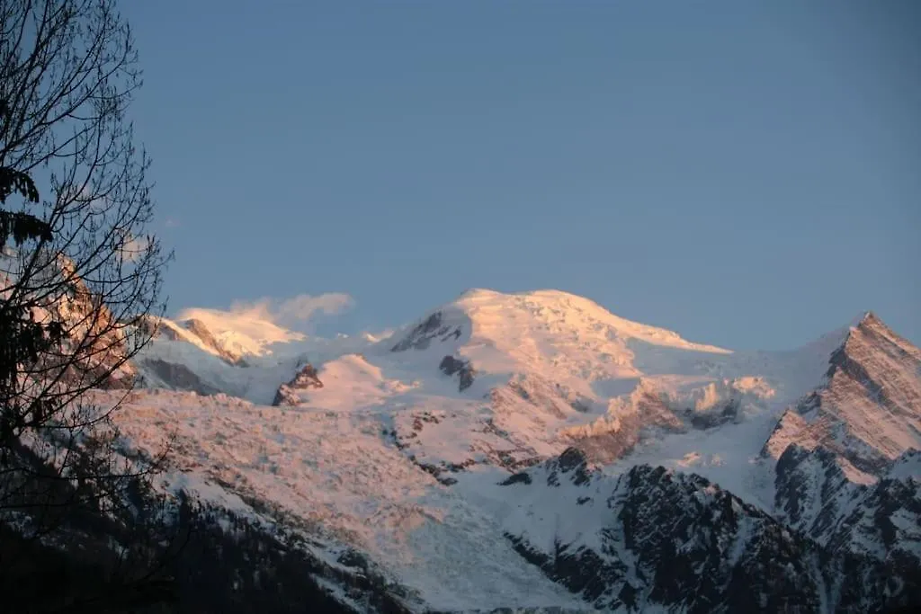 Three Bedroomed Chalet Apartment Chamonix 0*,  France