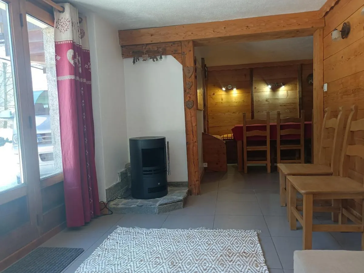 Three Bedroomed Chalet Apartment Chamonix