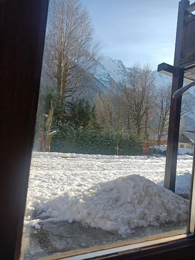 Three Bedroomed Chalet Apartment Chamonix