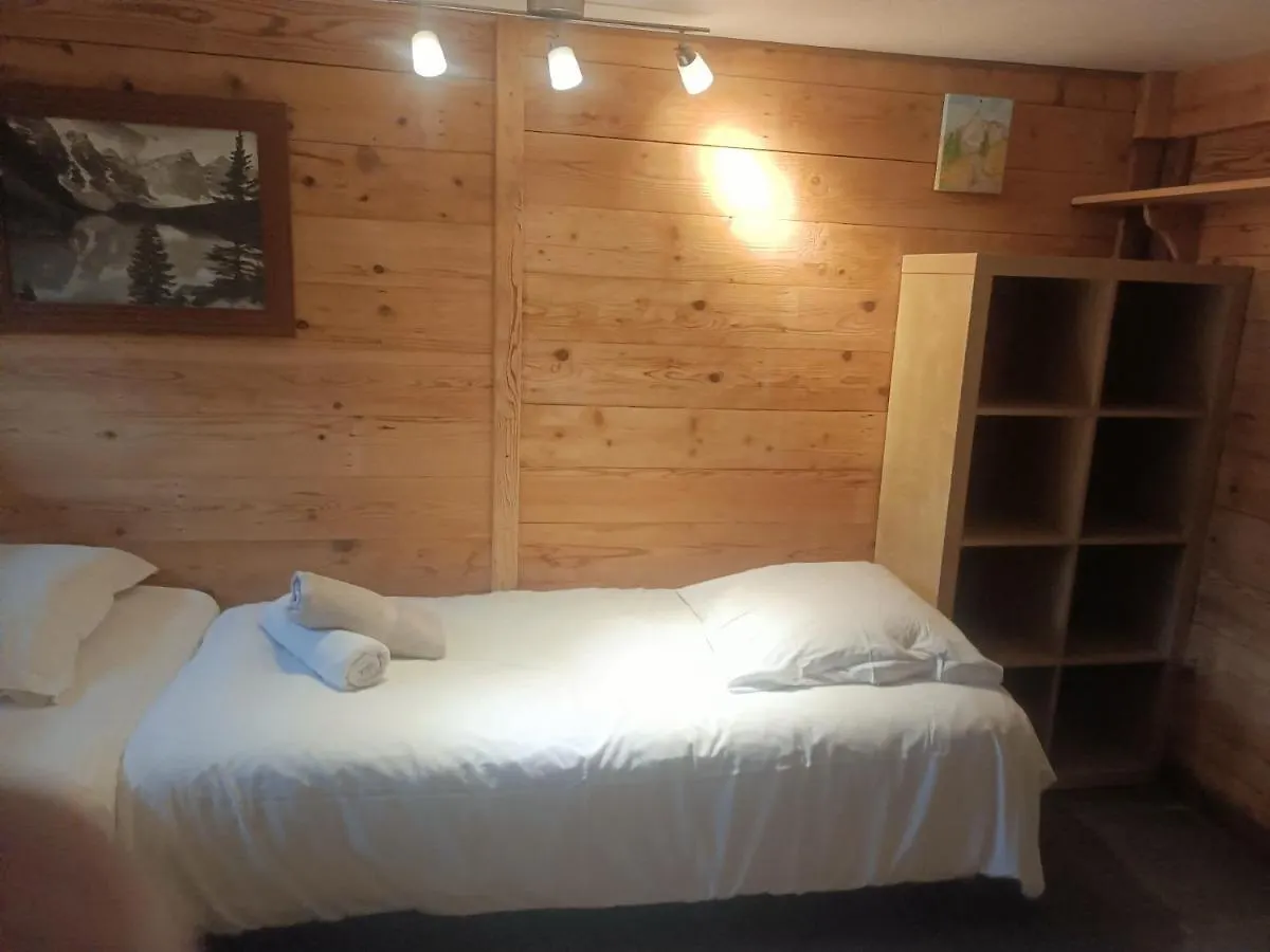 Three Bedroomed Chalet Apartment Chamonix